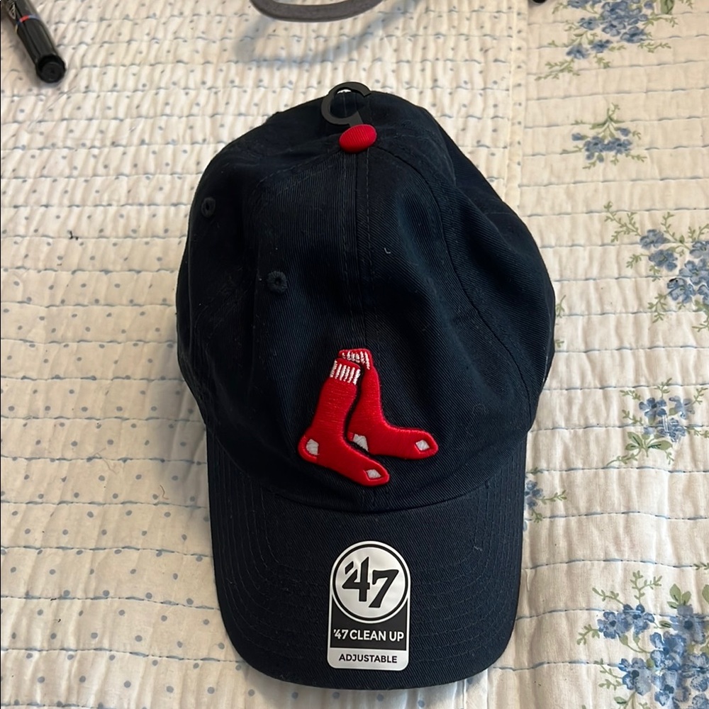 NWT Boston Red Sox 47 clean up hat